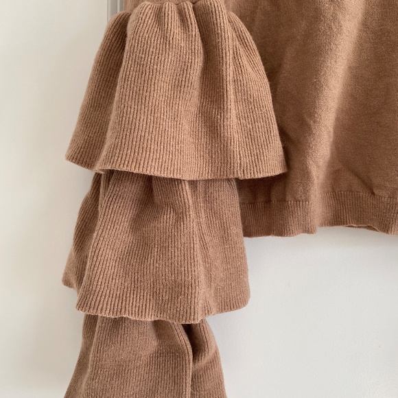 Hera Collection Crop Sweater - Picture 3 of 3